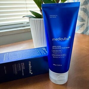 BRAND NEW Medicube Zero Pore Blackhead Mud Mask